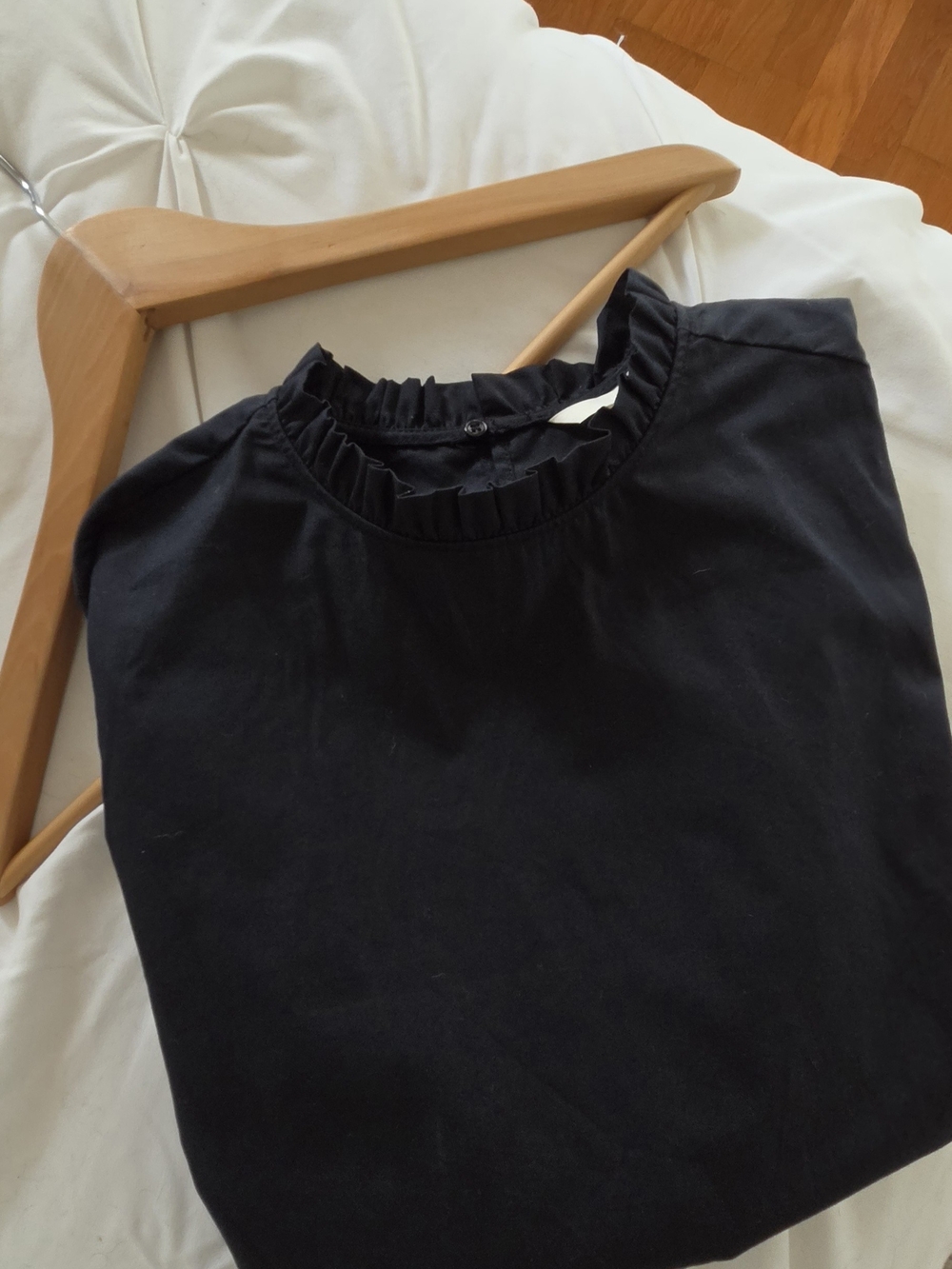 H&M Black Ruffle Collar Women's Blouse